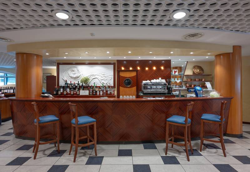 Bar Aparthotel Holiday